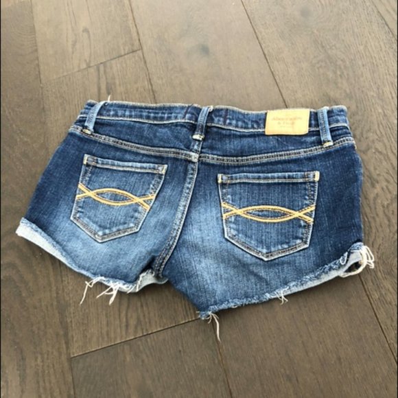 GUC Abercrombie & Fitch Jean Shorts - Picture 2 of 2